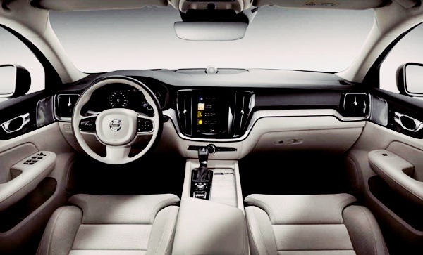 2022 Volvo S60 AWD Interior