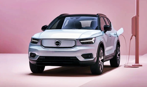 2021 Volvo XC40 Recharge New Design