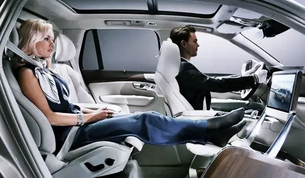 New 2023 Volvo XC90 Interior