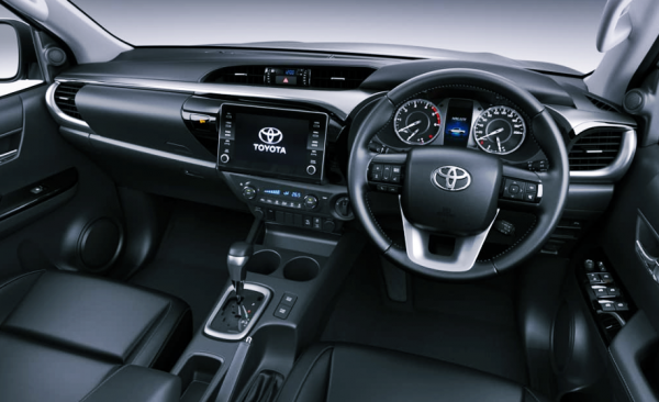 Toyota Hilux 2022 Facelift Interior