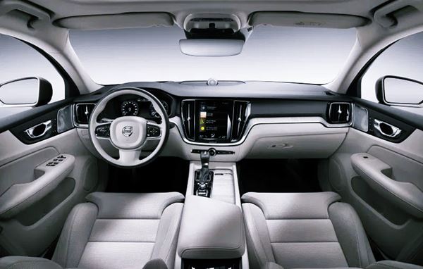 2022 Volvo V40 Interior
